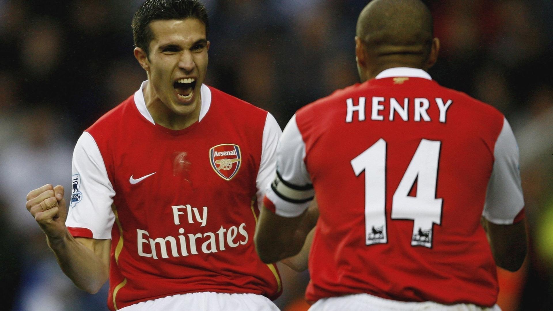 阿尔卡拉斯逆转德约科维奇 温网男单决赛上演史诗级对决