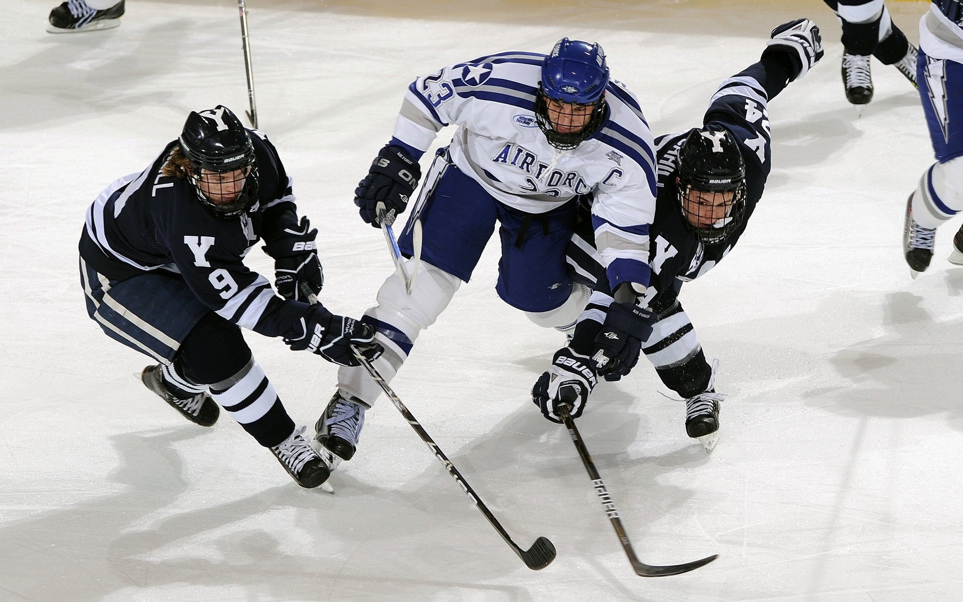 极限运动热潮席卷全球,运动员挑战人类体能新巅峰
